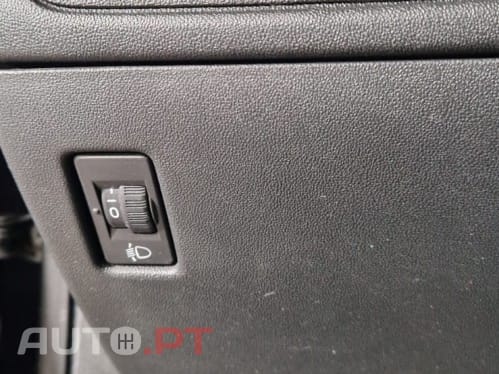 Peugeot 208 1.2 VTi SE Style