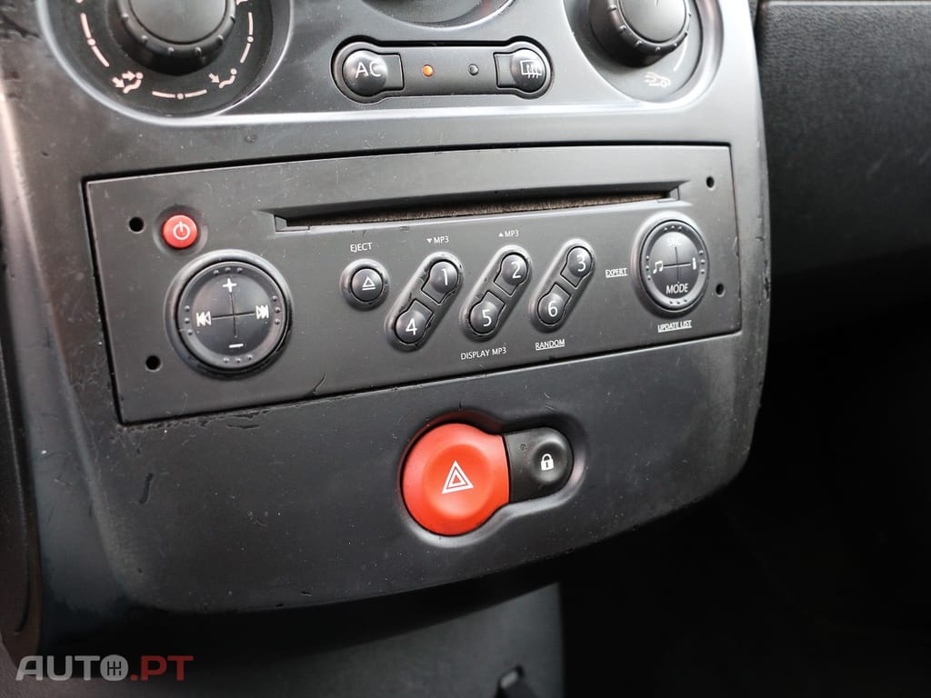 Renault Clio 1.2 16V Confort