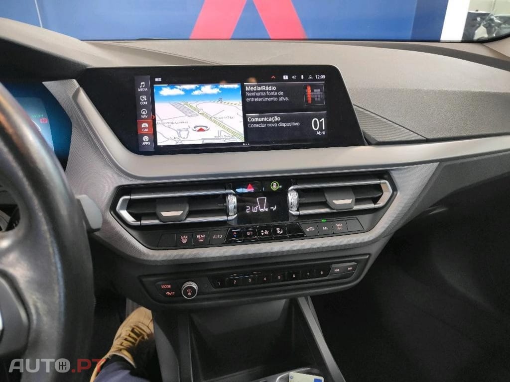 BMW 218 i Advantage