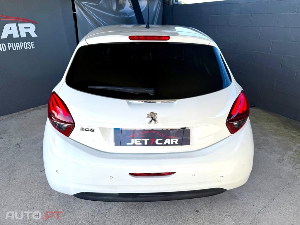 Peugeot 208 1.2 PureTech Tech Edition