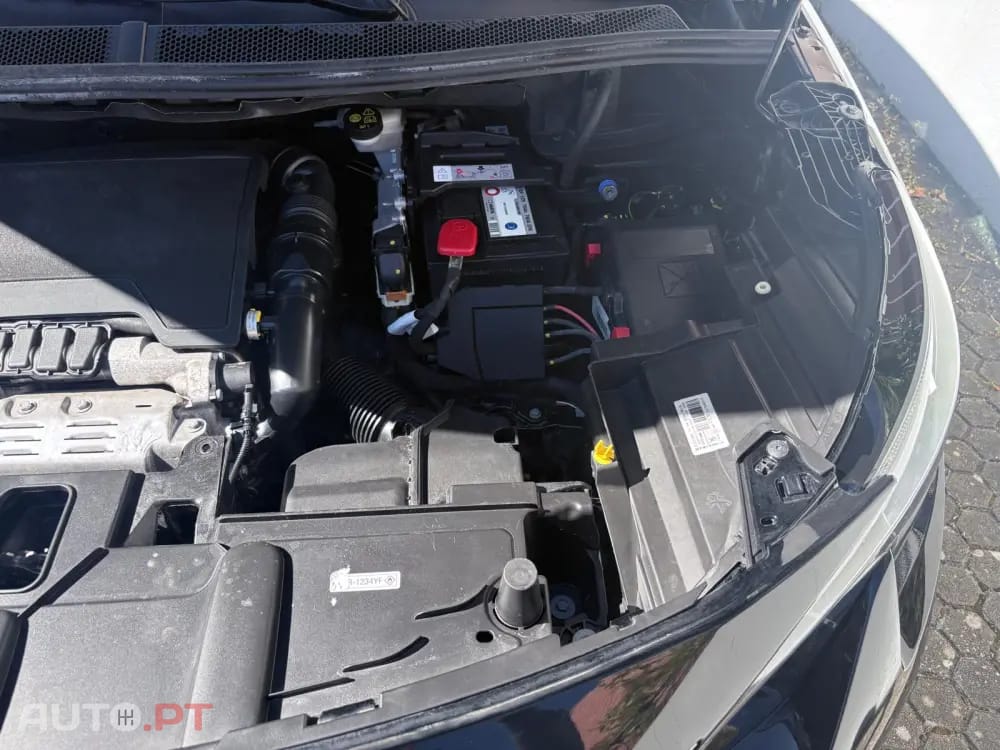 Peugeot 3008 1.2 PureTech Allure EAT8