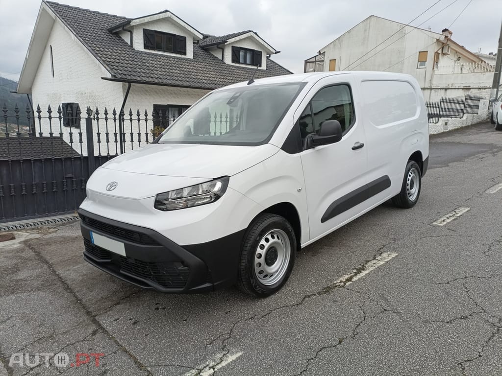 Toyota Proace City 1.5 HDI Longa 2025 10.000Km
