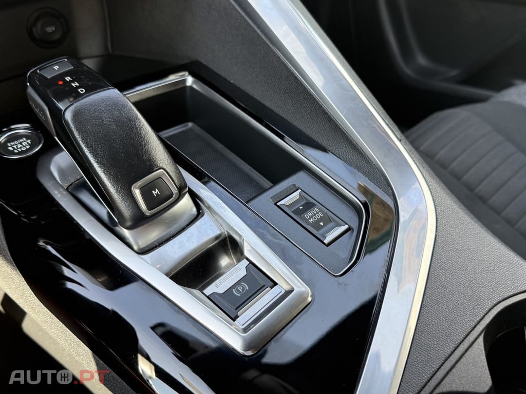 Peugeot 3008 PureTech 130 Stop & Start EAT6 Active
