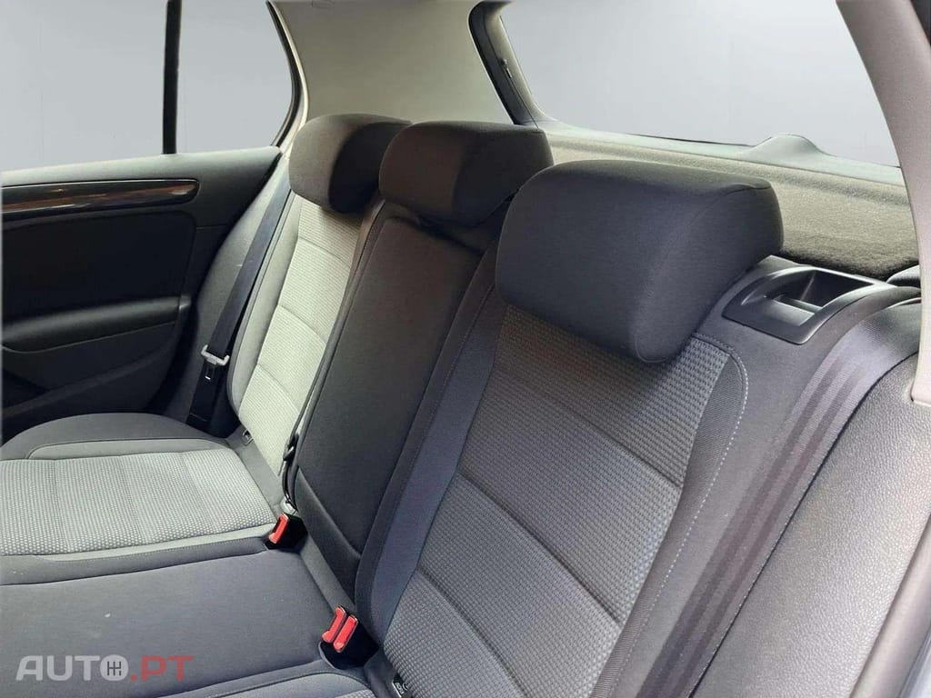 Volkswagen Golf 1.6 TDI CONFORTLINE