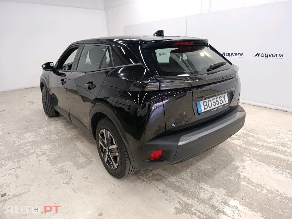 Peugeot E-2008 54 kWh Active