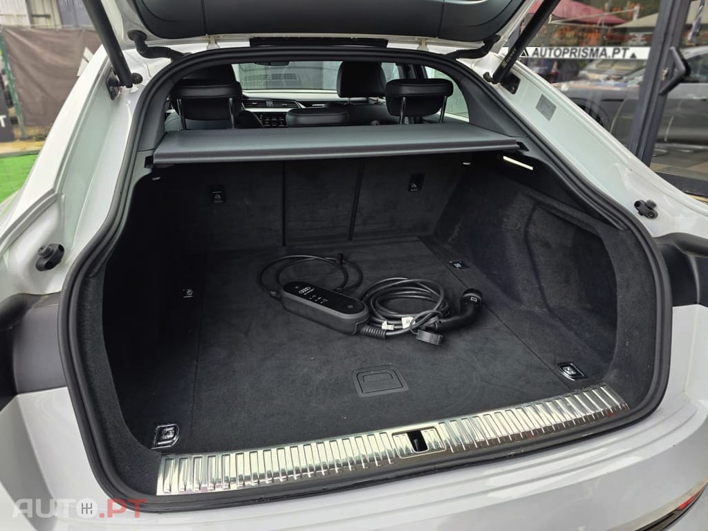 Audi E-Tron 55 quattro S line