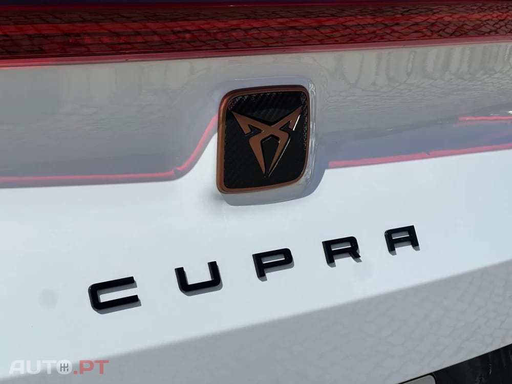 Cupra Formentor 1.4 e-Hybrid Plus DSG