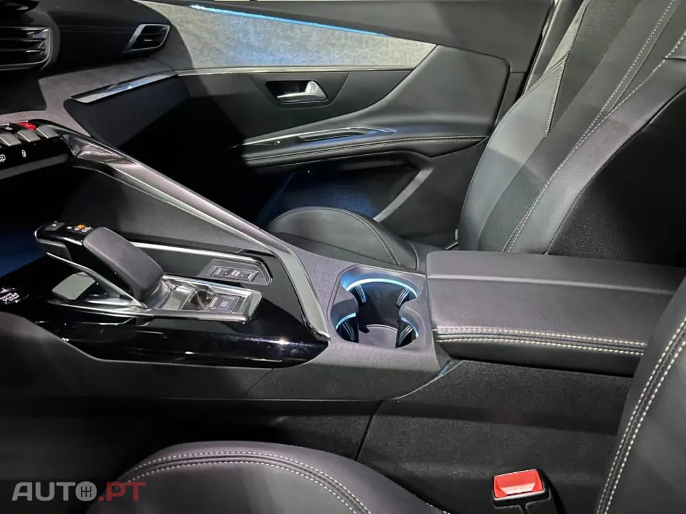 Peugeot 3008 1.6 Hybrid GT Pack e-EAT8