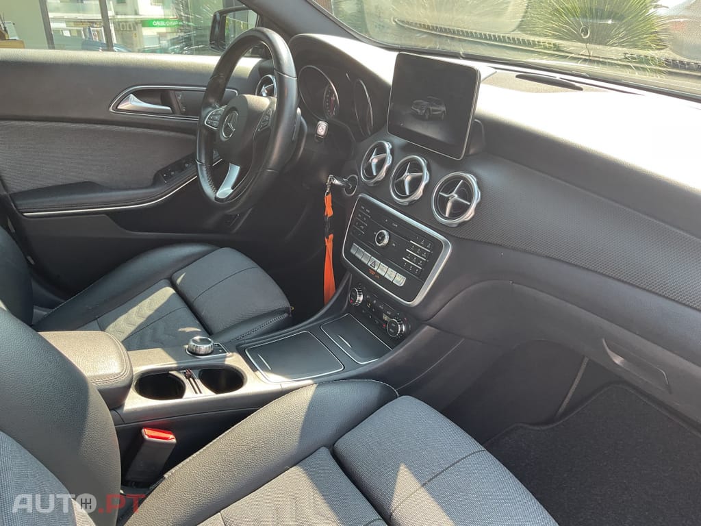 Mercedes-Benz GLA 180 d Style Aut.