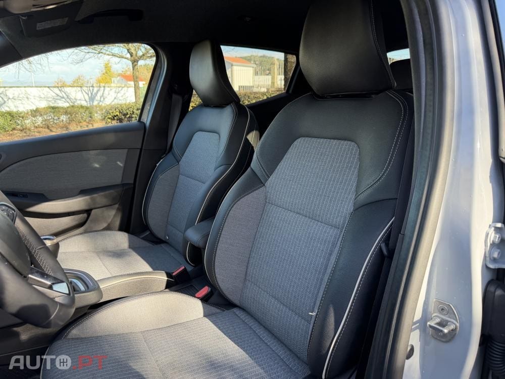 Renault Clio 1.0 TCe Techno Bi-Fuel