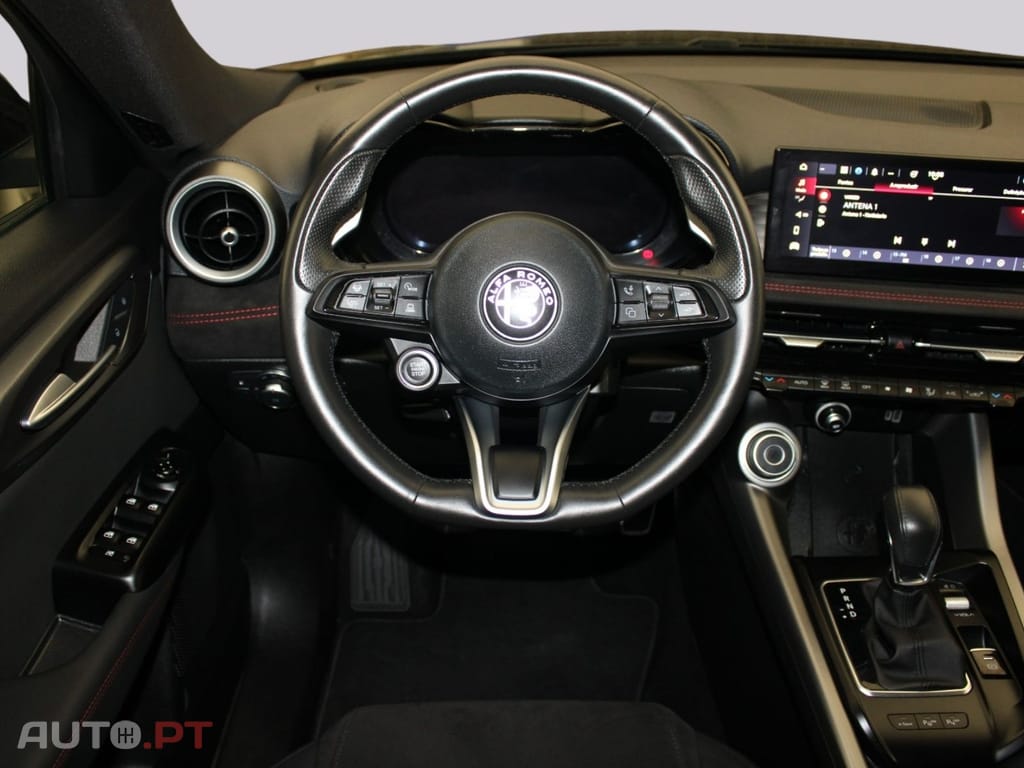 Alfa Romeo Tonale 1.3 HYBRID Q4 VELOCE I.V.A DEDUTÍVEL