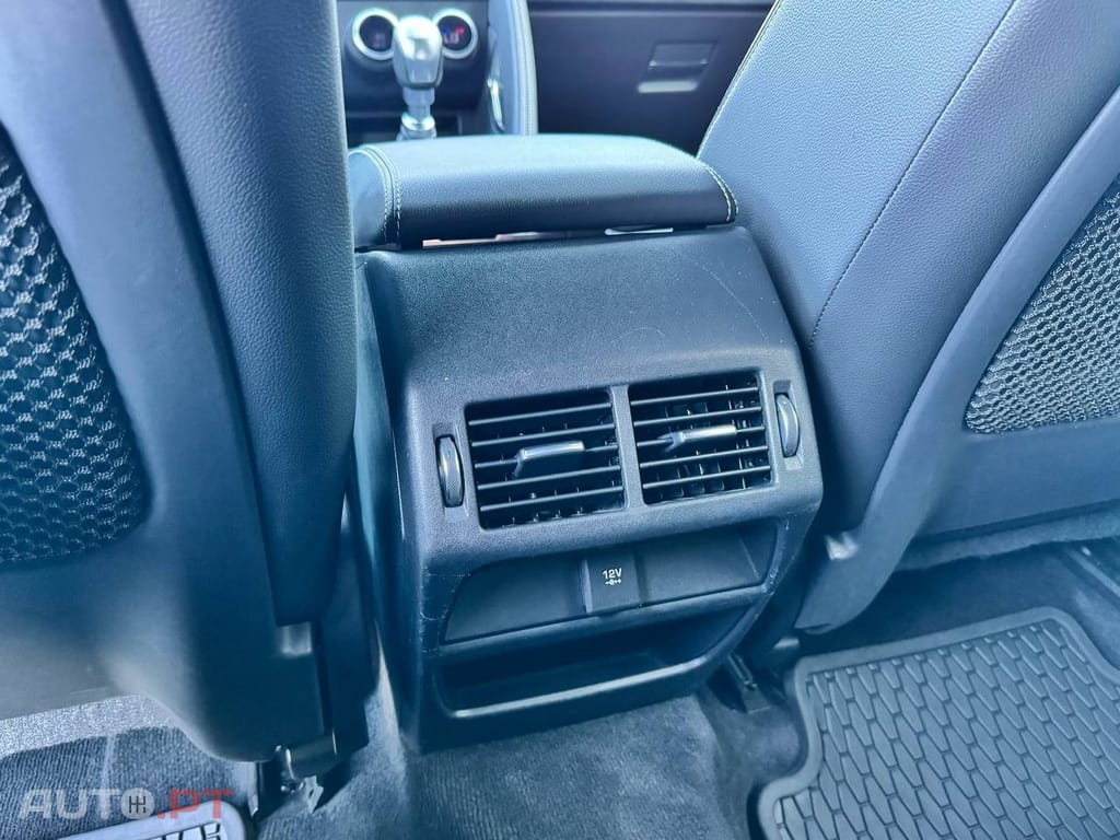 Jaguar E-Pace 2.0 i4D R-Dynamic