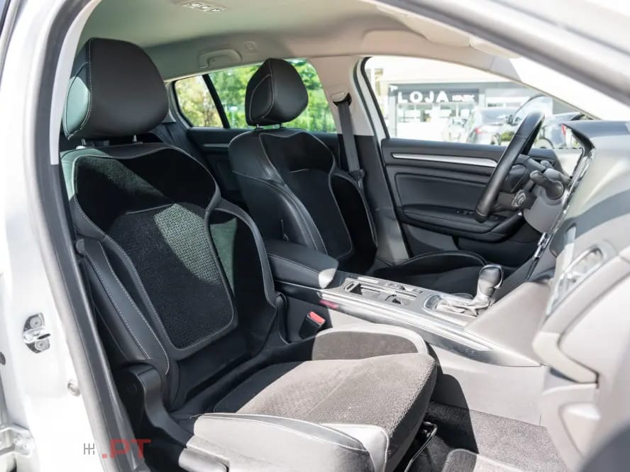 Renault Mégane Sport Tourer 1.5 Blue dCi Limited EDC