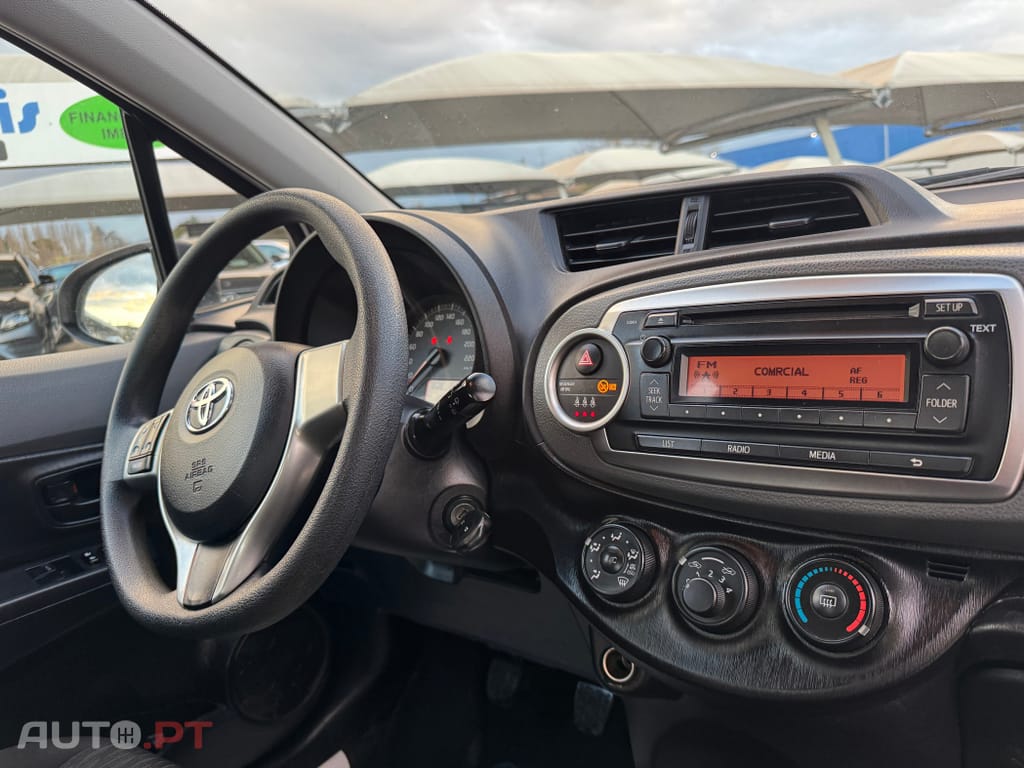 Toyota Yaris 1.0 VVT-i