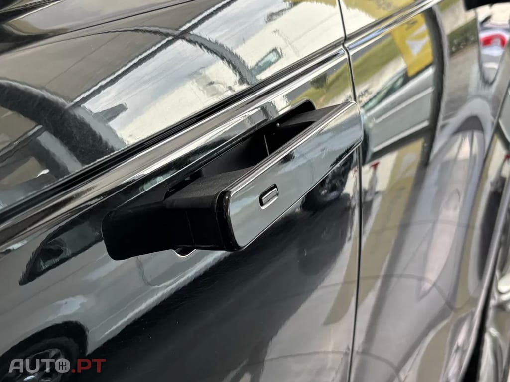 Land Rover Velar 2.0 R-Dynamic S