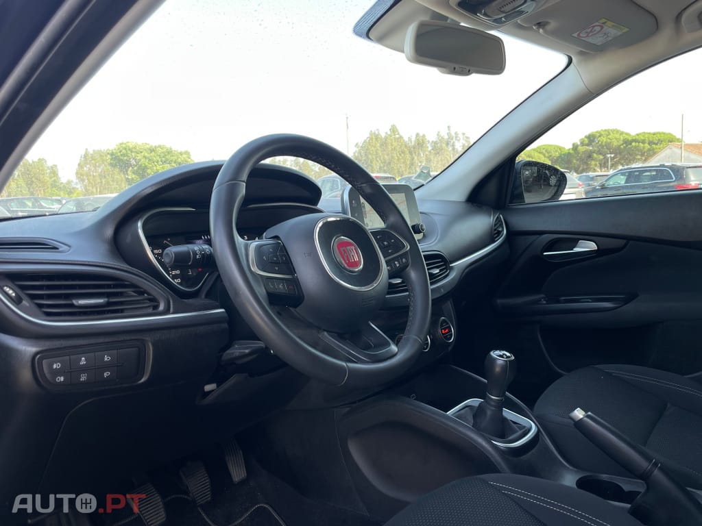 Fiat Tipo 1.3 M-Jet Lounge