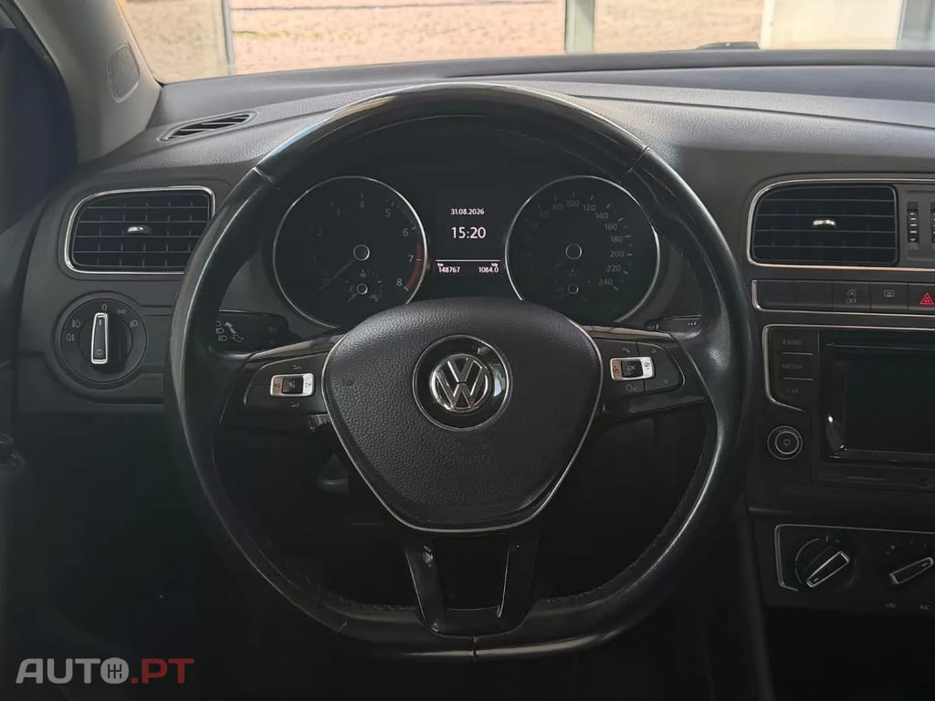 Volkswagen Polo 1.0 Confortline