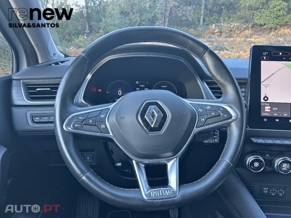 Renault Captur Initiale Paris E-TECH Plug-in 160