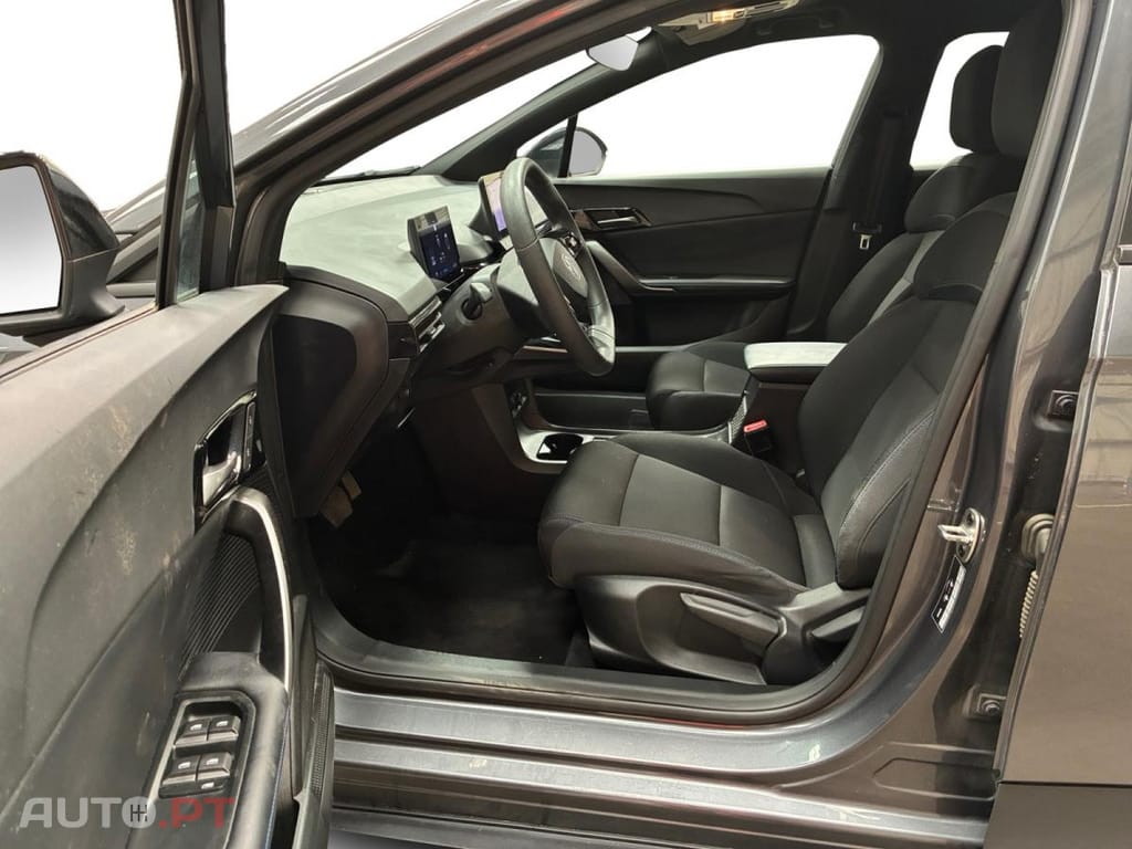 MG MG4 51 kWh Standard