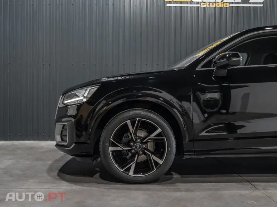 Audi Q2 30 TFSI S line