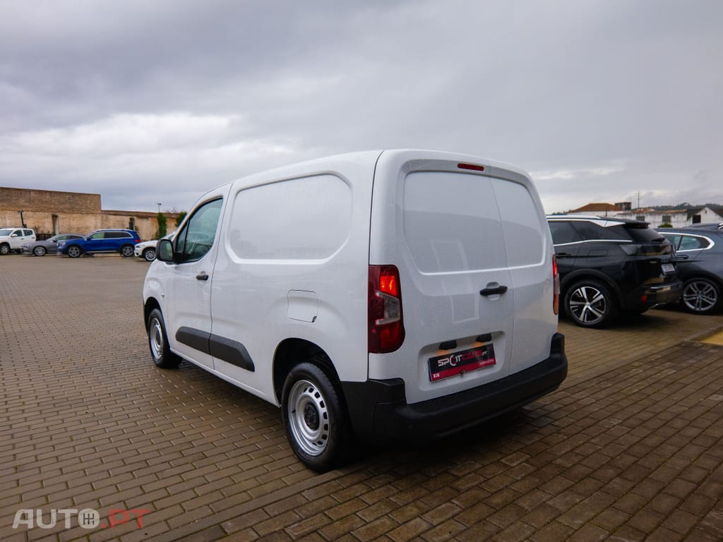 Peugeot Partner 1.5 BlueHDi Premium Standard