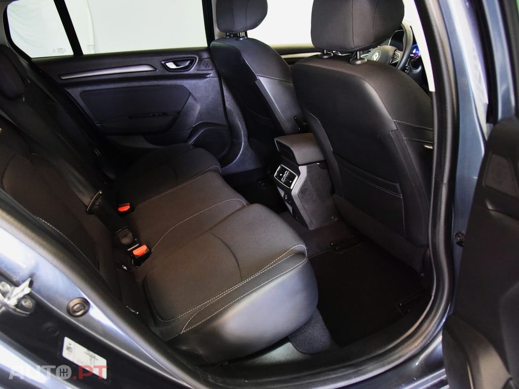 Renault Mégane Sport Tourer 1.6 E-Tech Plug-In Intens