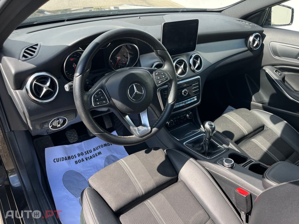 Mercedes-Benz GLA 200 d Urban