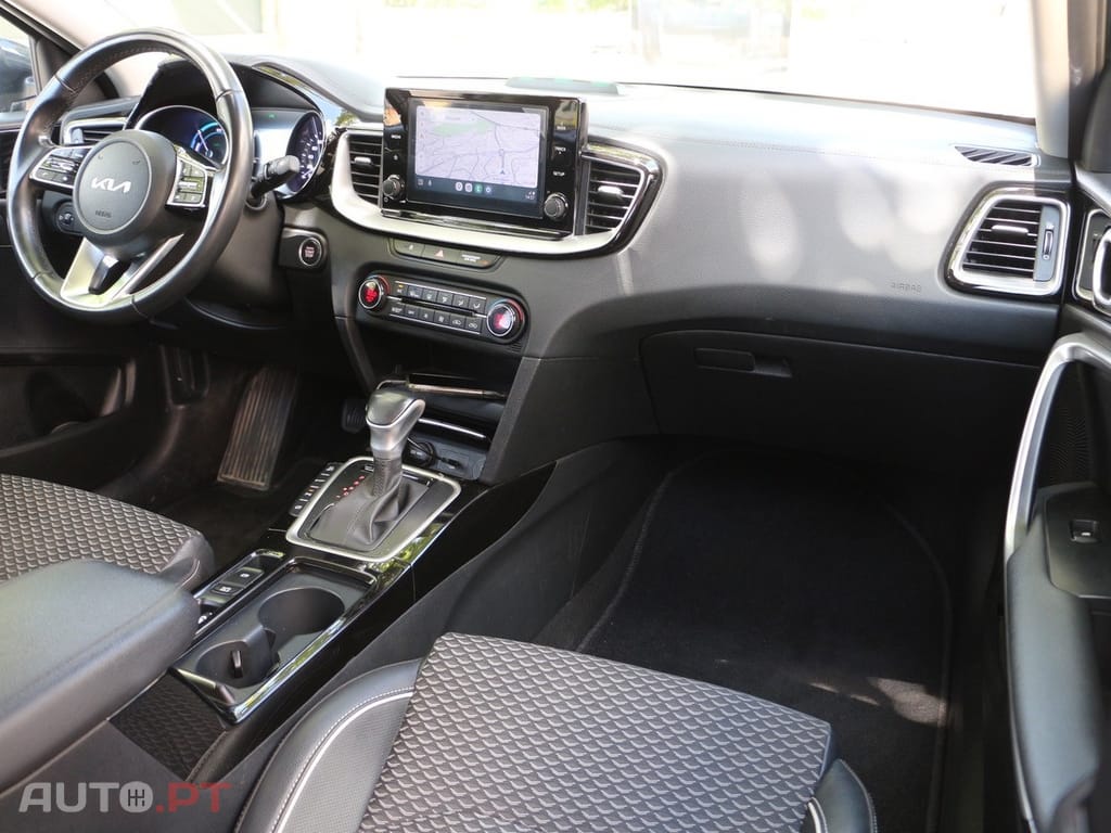 Kia Ceed SW 1.6 GDi PHEV Tech 6DCT