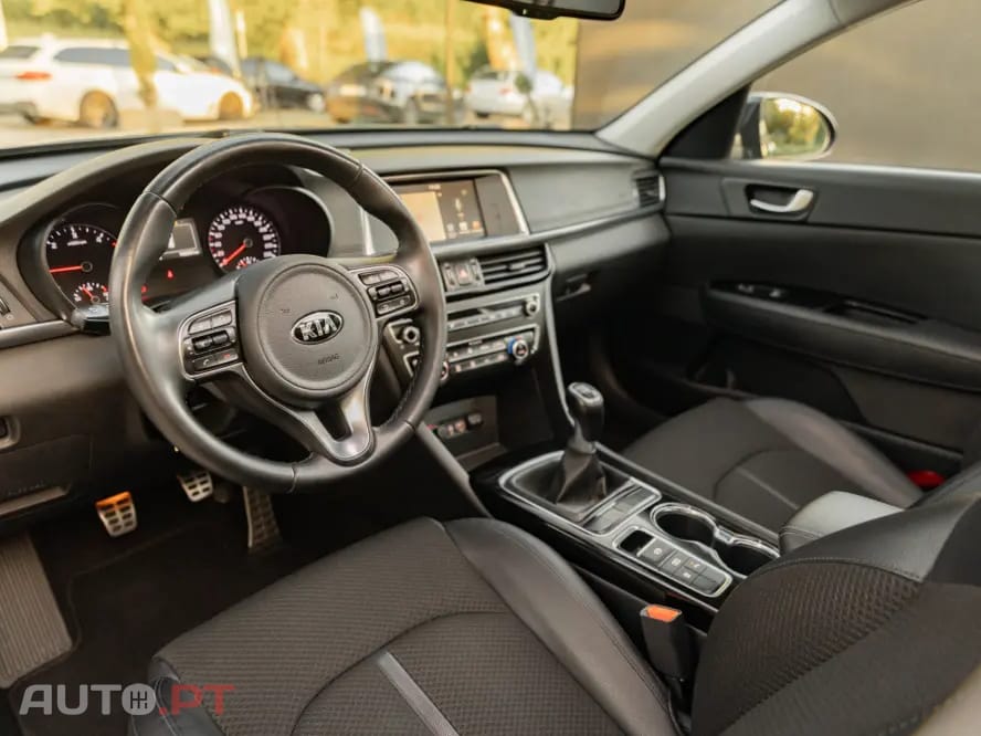 Kia Optima 1.7 CRDi Fleet