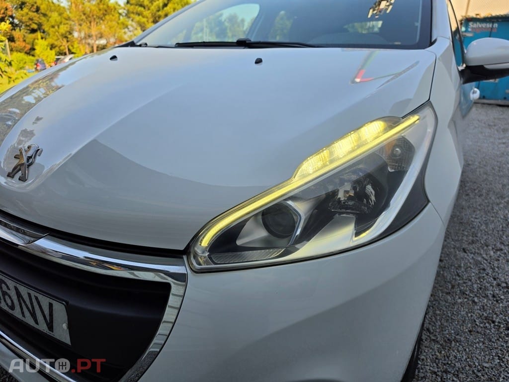 Peugeot 208 1.2 VTi Active