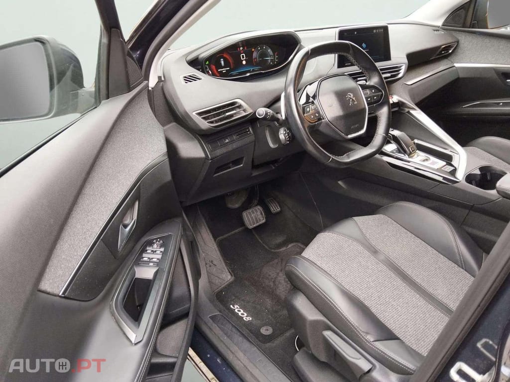 Peugeot 5008 1.5 BlueHDi Allure EAT8