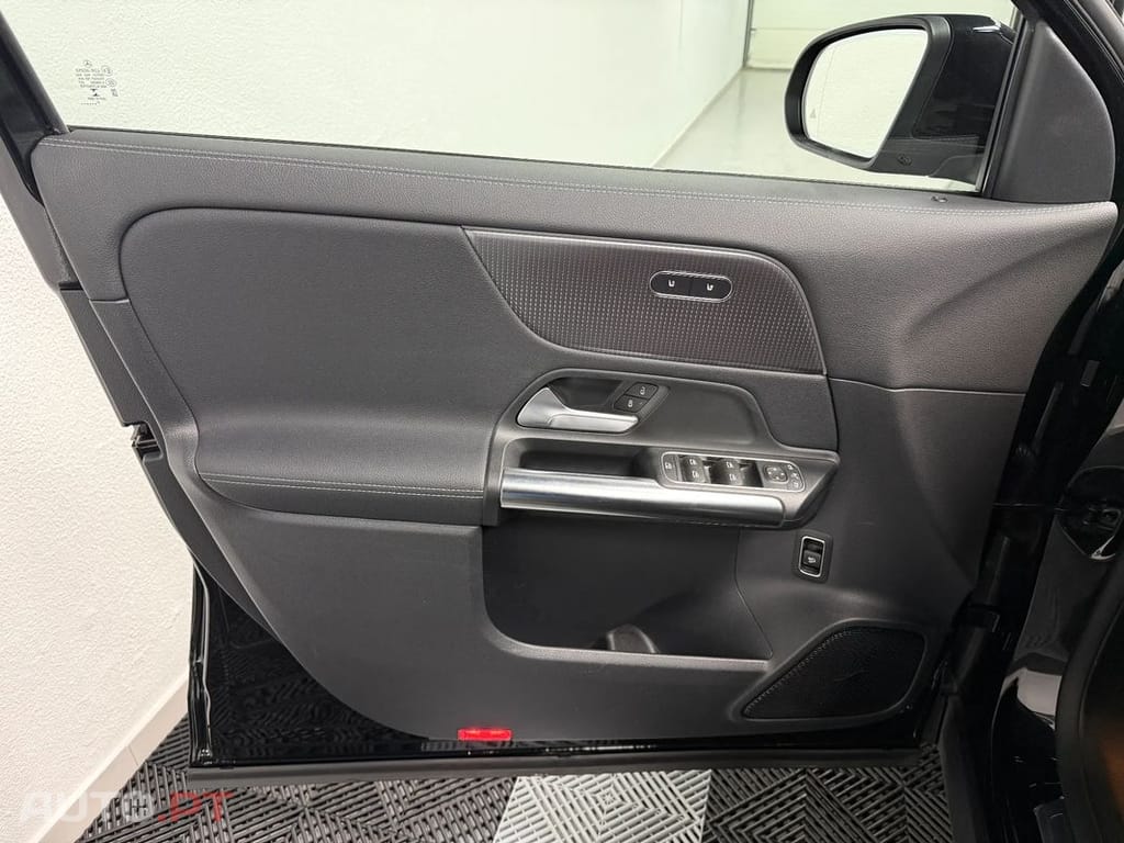 Mercedes-Benz EQA 250 AMG Line