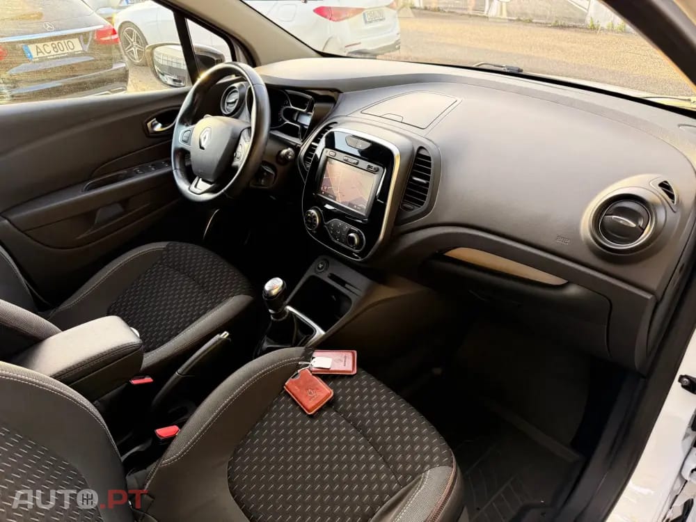 Renault Captur 1.5 dci ELYSEÉ