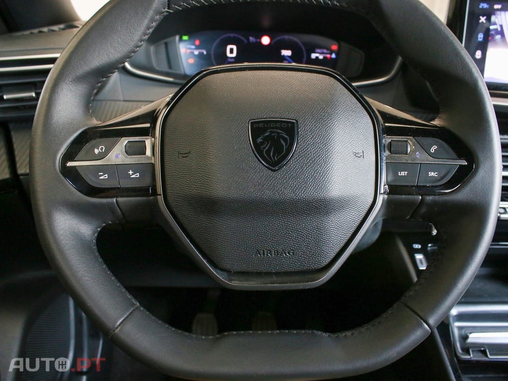 Peugeot 2008 1.2 PureTech Allure