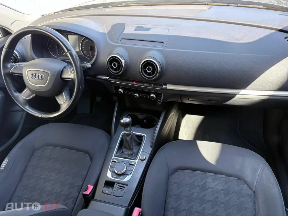 Audi A3 1.6 TDI Attraction