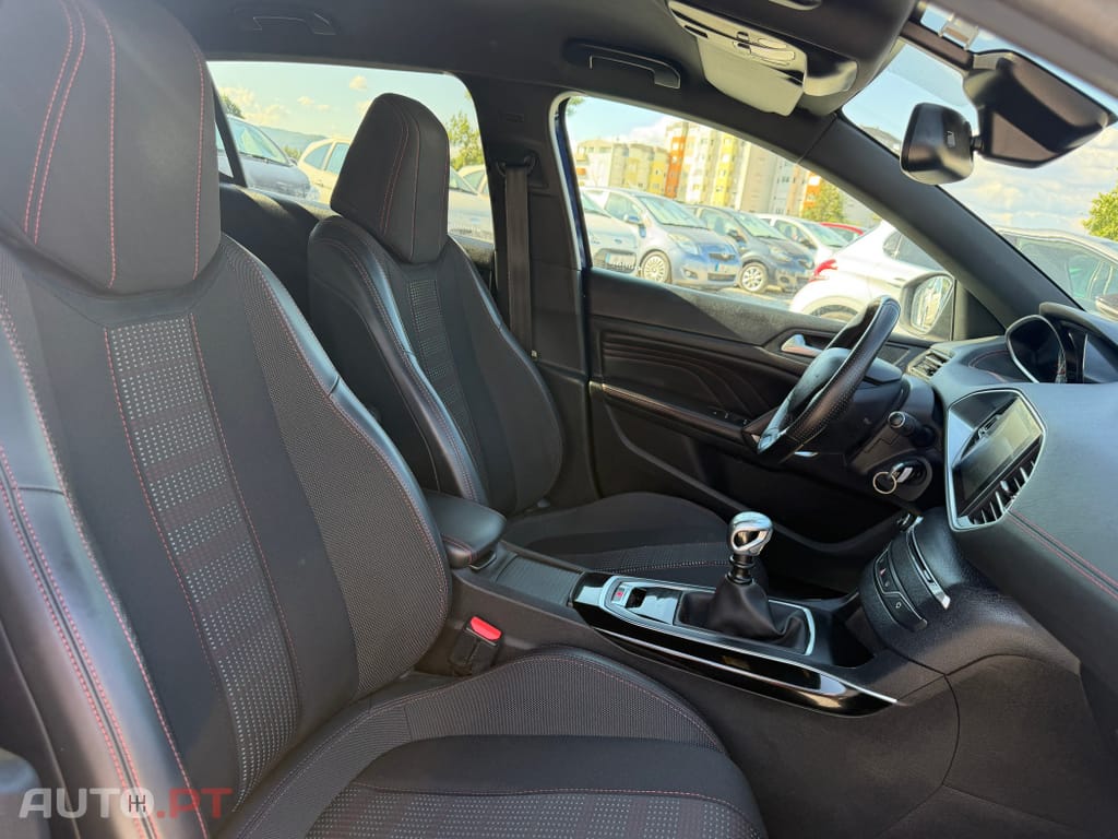 Peugeot 308 1.2 PureTech GT Line