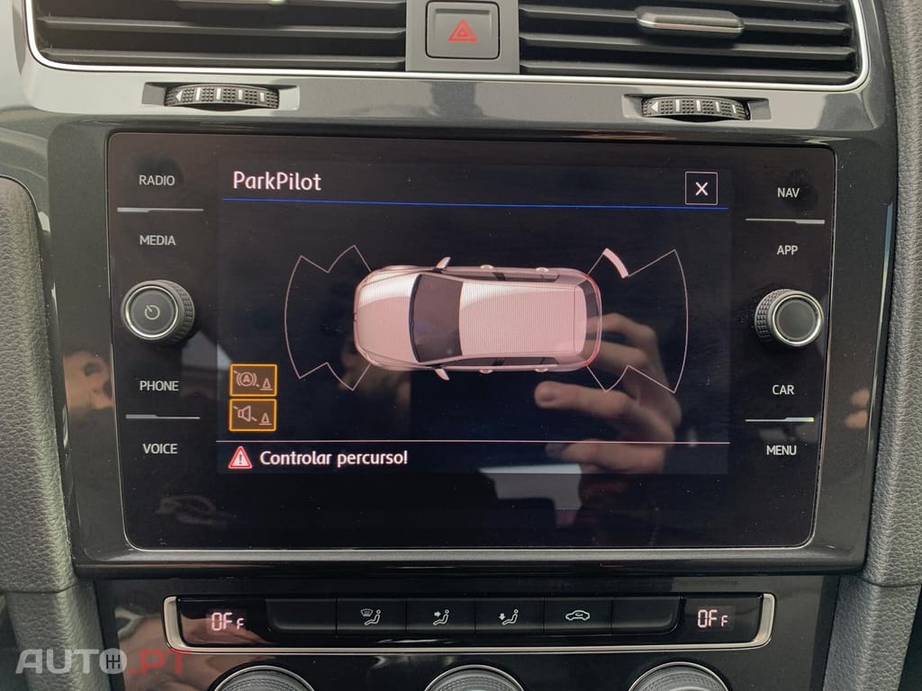 Volkswagen Golf 1.6 TDI Confortline