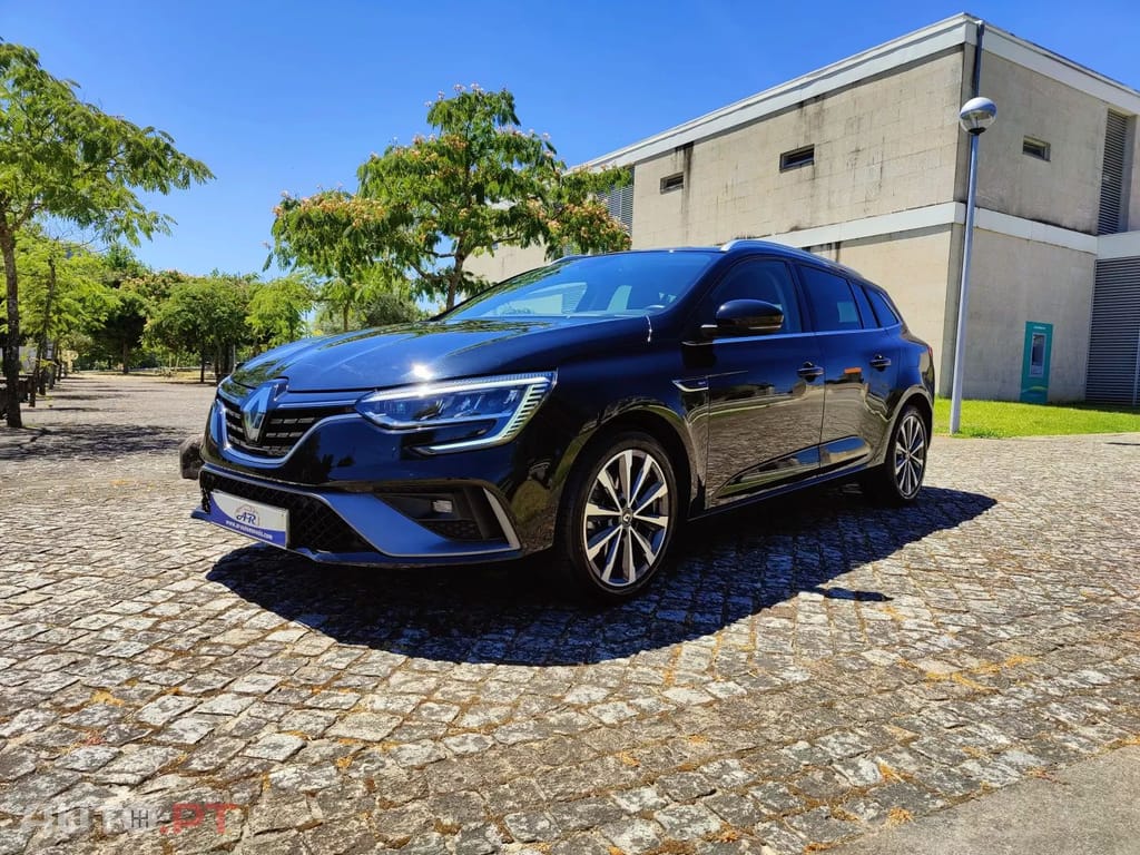 Renault Mégane Sport Tourer 1.6 E-Tech Plug-In Hybrid R.S. Line