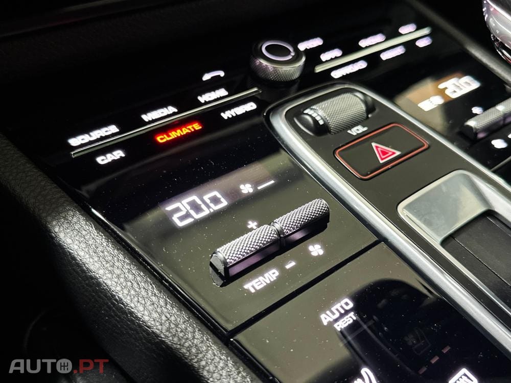 Porsche Cayenne E-Hybrid Platinum Edition