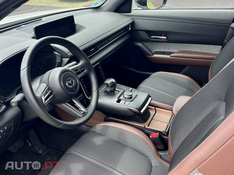 Mazda MX-30 e-SKYACTIV Advantage Industrial Vintage