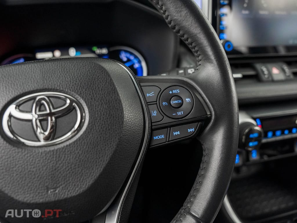 Toyota RAV4 2.5 HDF Comfort