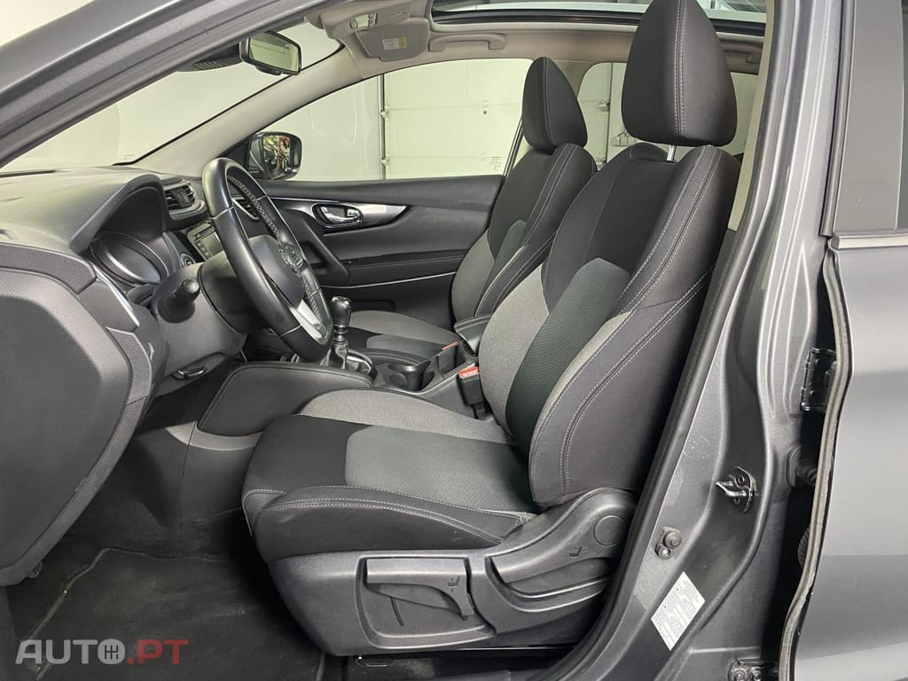 Nissan Qashqai 1.3 DIG-T N-CONNECTA