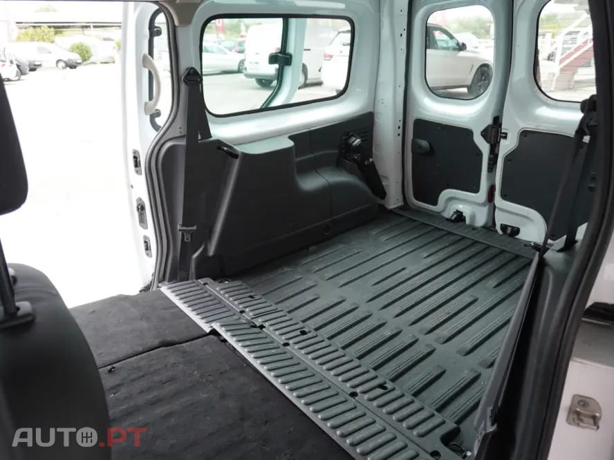 Renault Kangoo Maxi 33 (c/ Bateria)