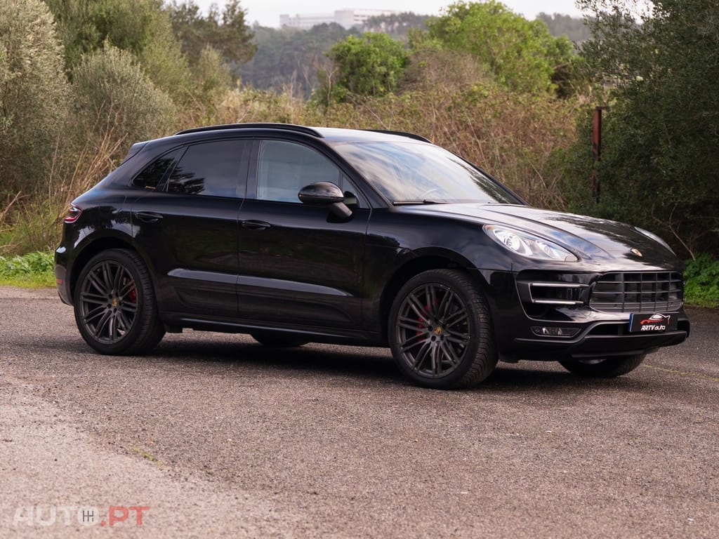 Porsche Macan Turbo PDK