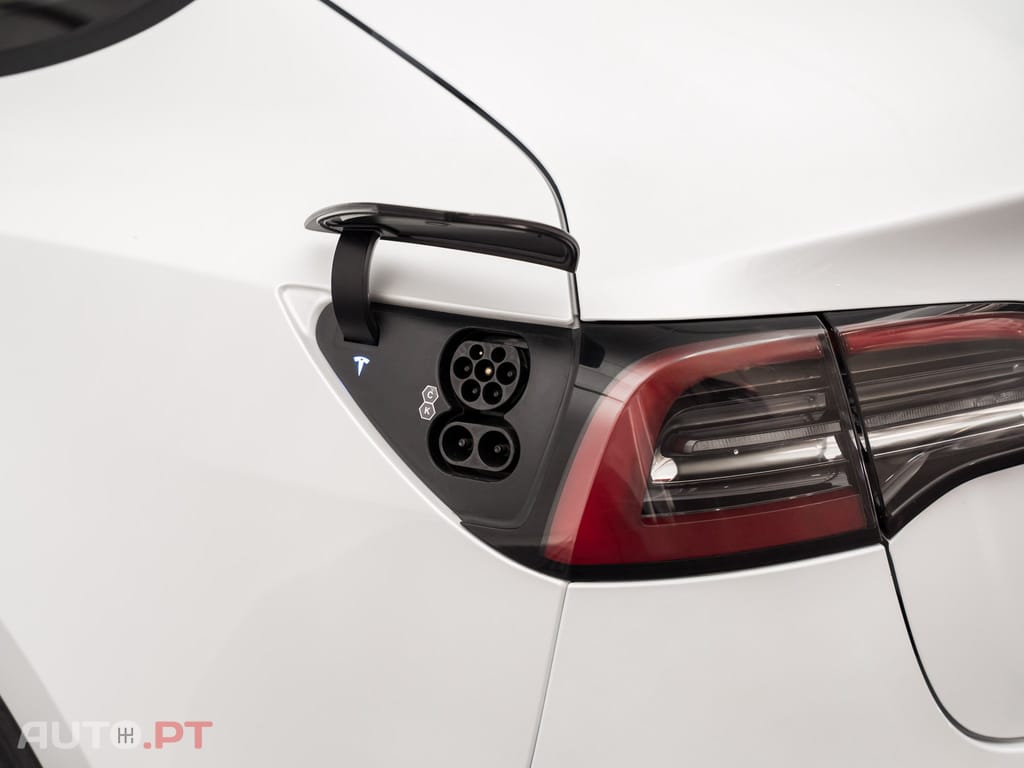 Tesla Model 3 Long Range Tração Integral