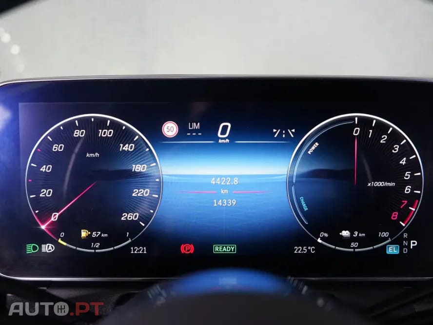 Mercedes-Benz C 300 e T 9G-TRONIC AMG Line