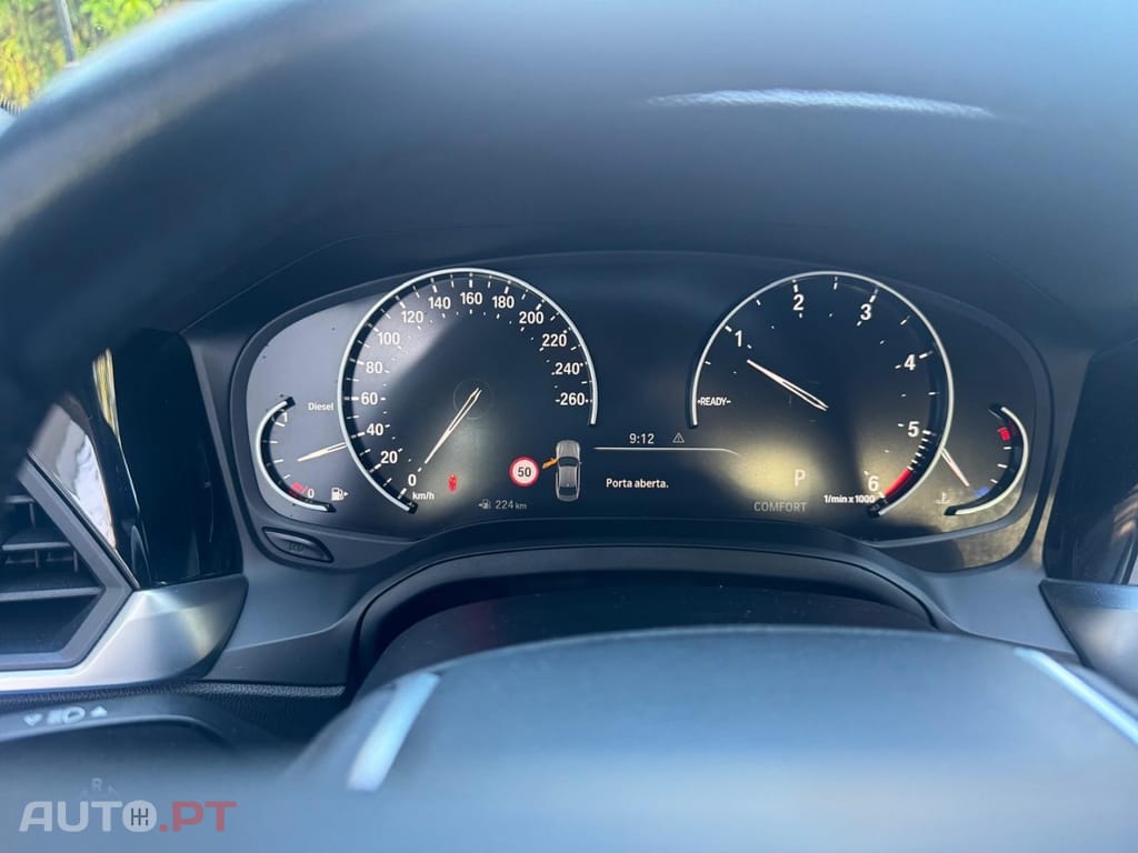 BMW 318 d Line Luxury Auto