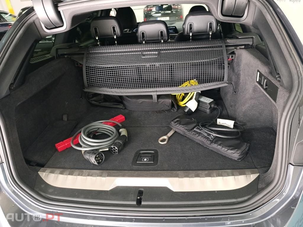 BMW 320 e Corporate Edition Auto