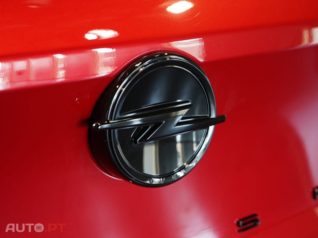 Opel Corsa 1.2 T GS