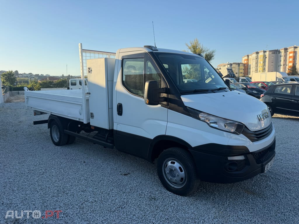 Iveco Daily 3.0 35C15 3LUG Basculante Rod. Duplo c/AC